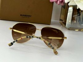 Picture of Burberry Sunglasses _SKUfw49887046fw